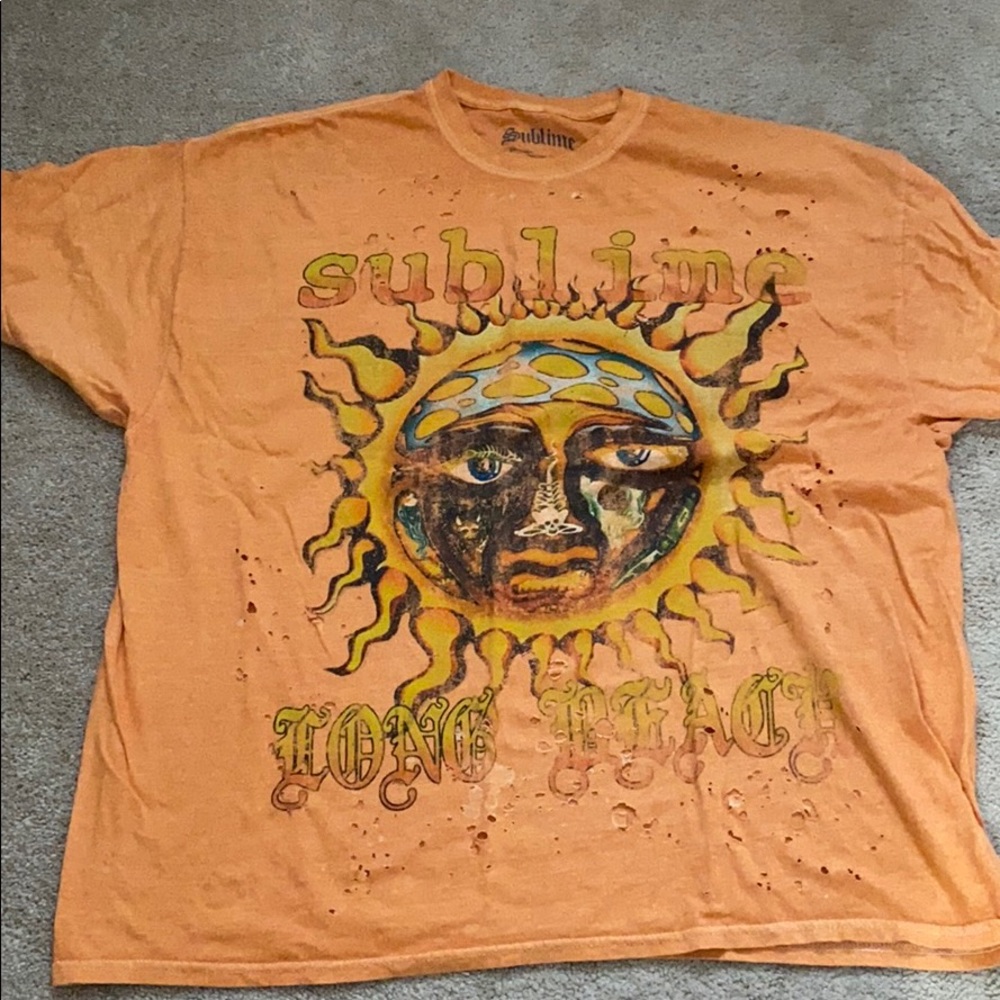 Graphic tee